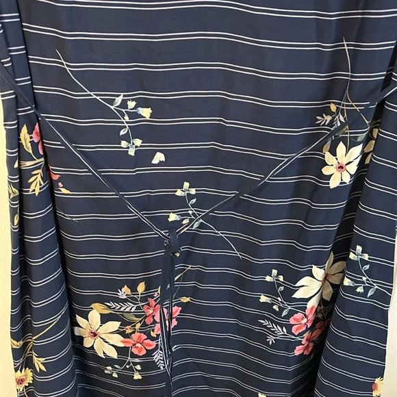 BeachLunchLounge Women’s XL Blue Floral Sleeveless Belted Waist Shift Dress NWT - Picture 4 of 5